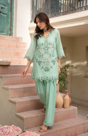 Pistaccio Lace